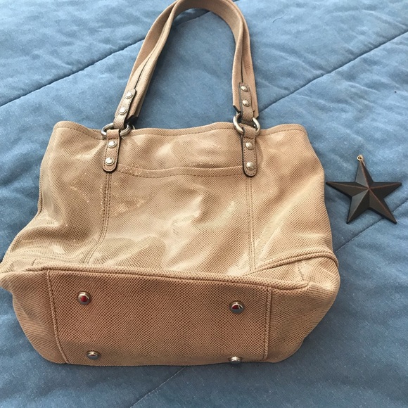 NWOT. B Makowsky shoulder handbag - Picture 2 of 7